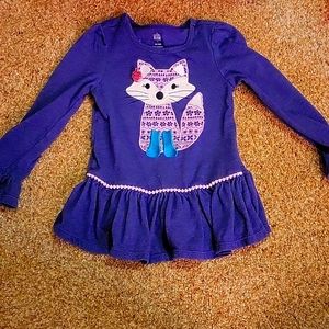 Size 5 fox Top with ruffle detail